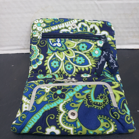 Floral Patterned Wallet - Picture 4 of 6